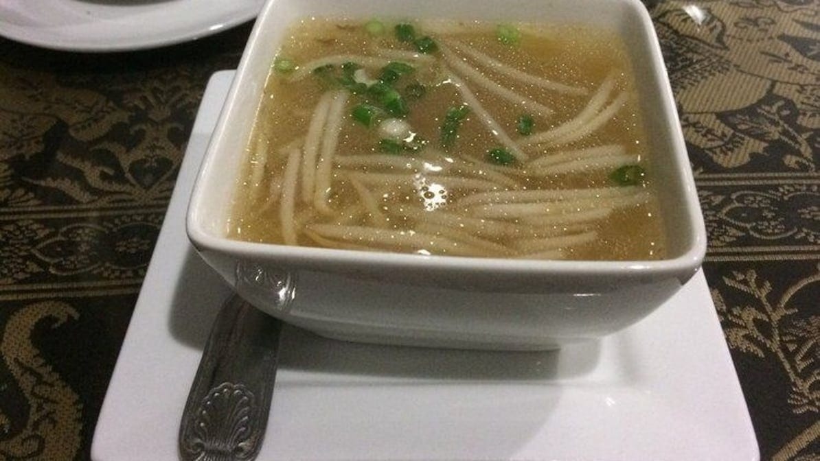 Wonton Soup (Thai Style).