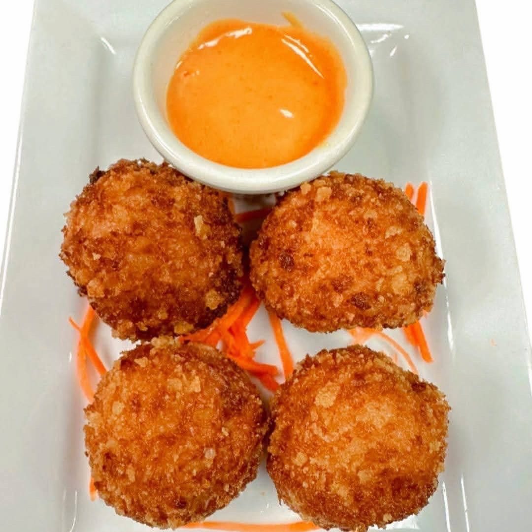 Cheese Risotto Rice Ball Appetizer.
